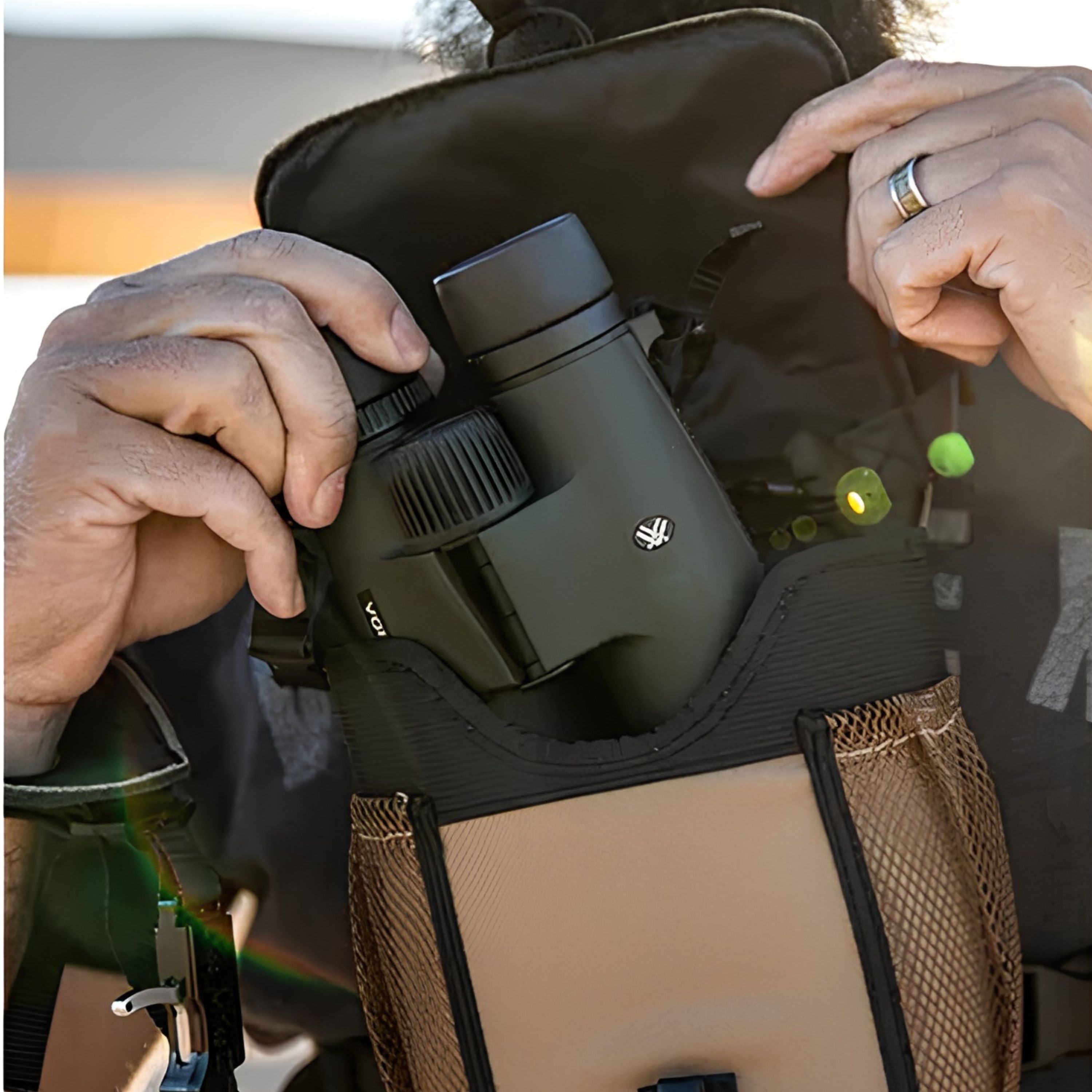 “Triumph HD” 10x42 binoculars