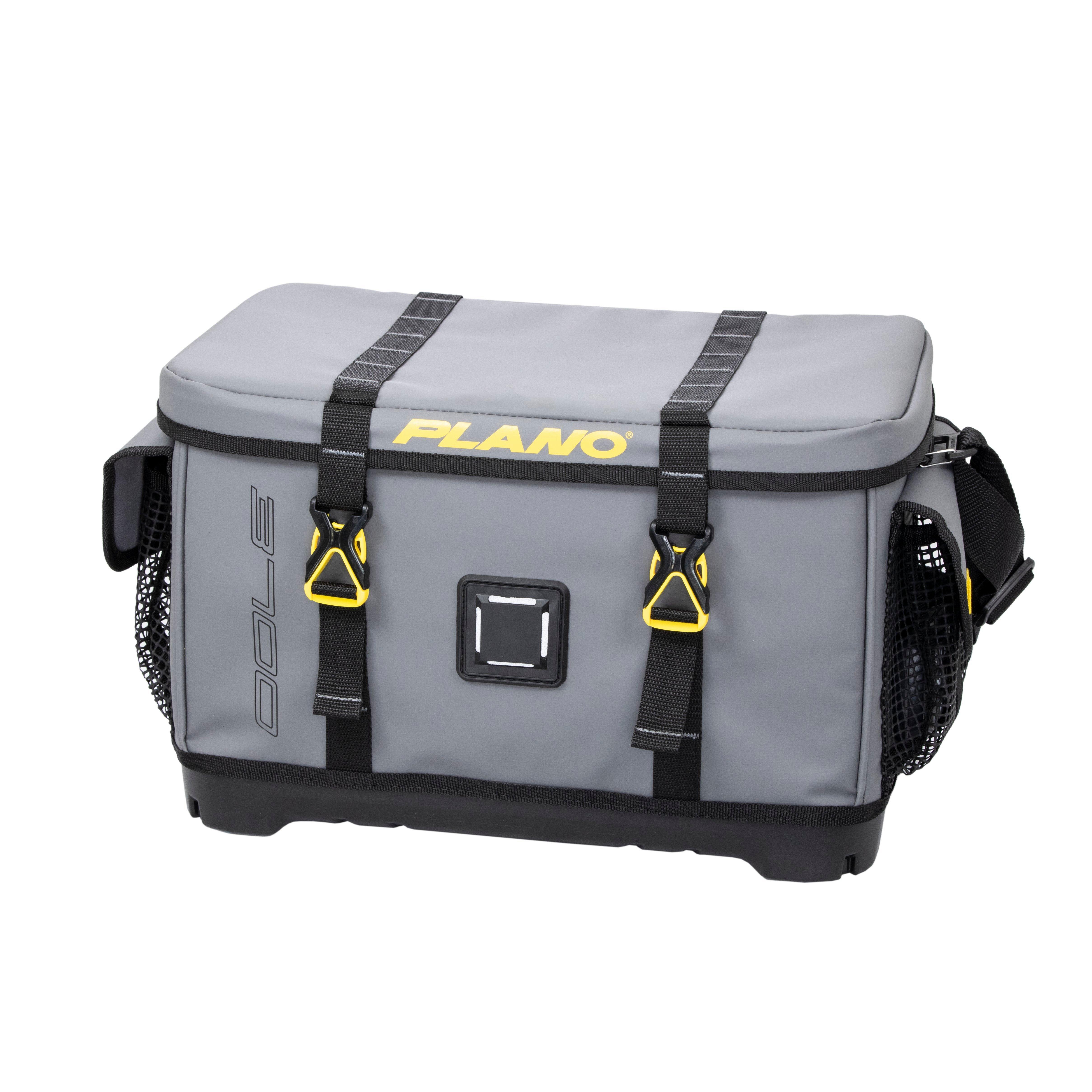 "Z-Series" waterproof tackle bag - 3700 stowaways