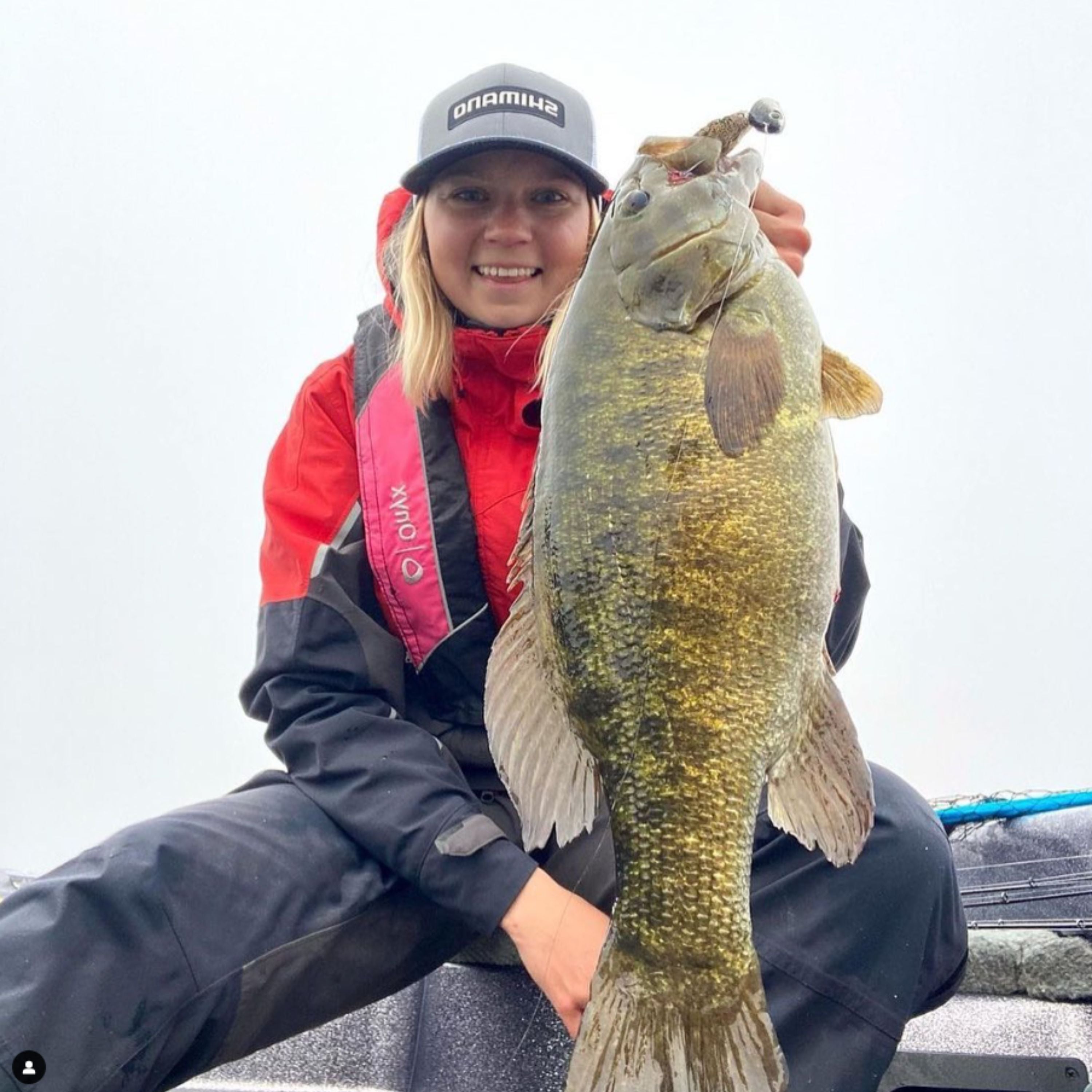 Inflatable life jacket — Groupe Pronature